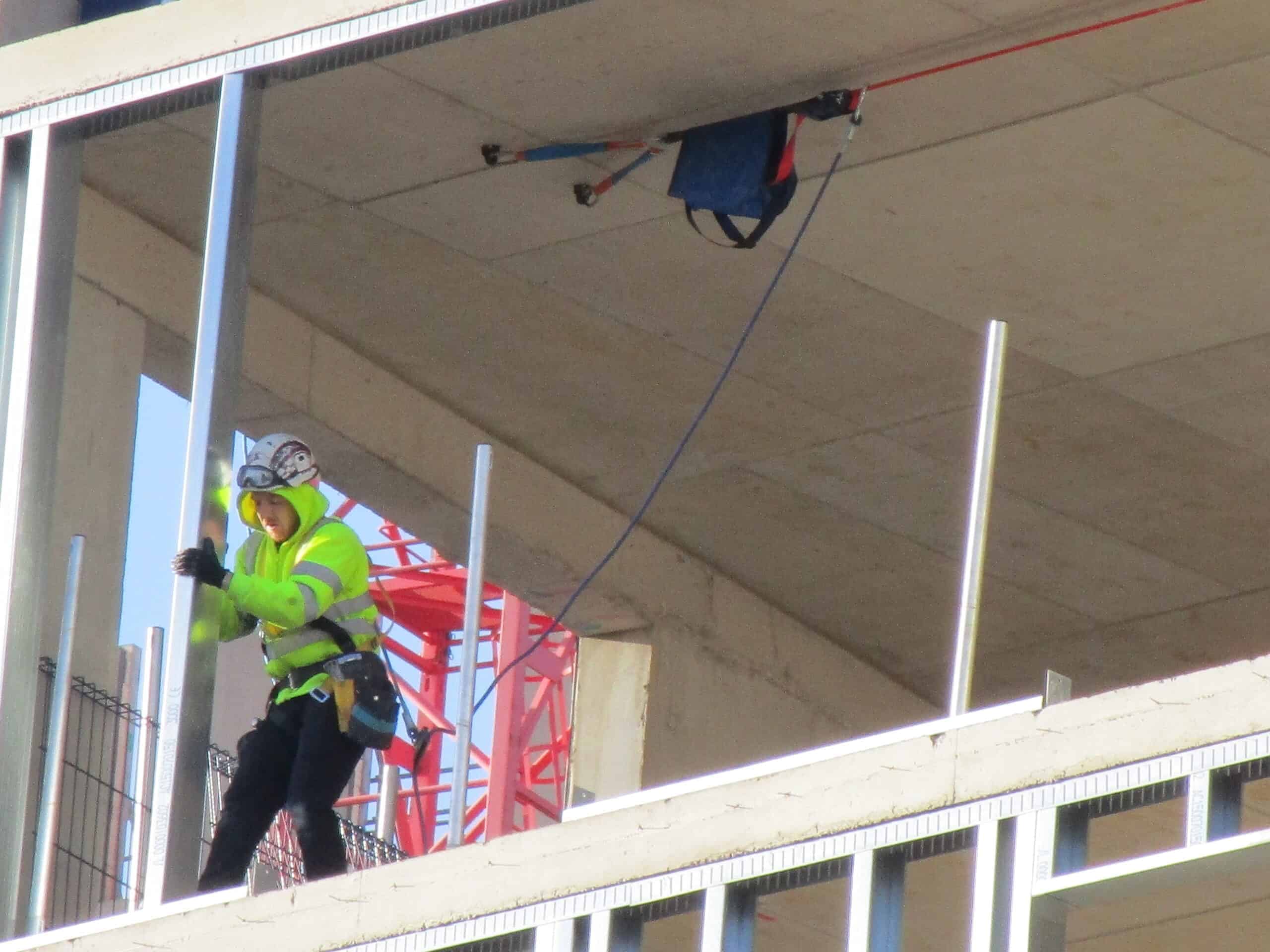 adjustable work positioning lanyard